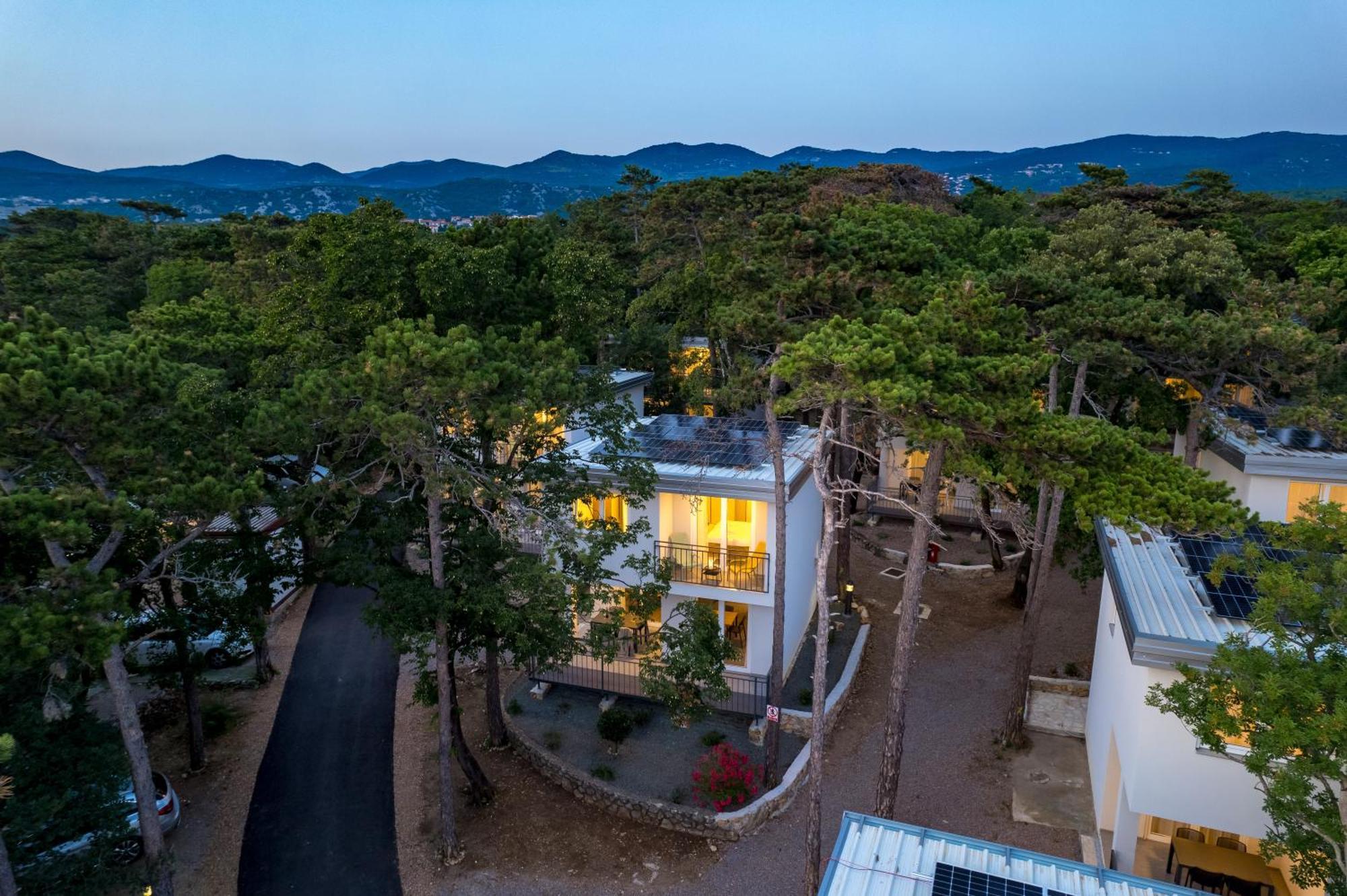 Holiday Homes Ostro 클랄제비카 외부 사진